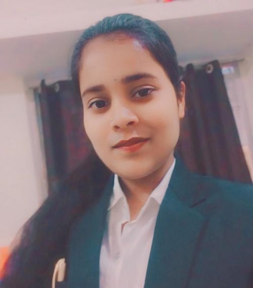 दीपमाला भारती एक युवा छात्रा, कवयित्री एवं उभरती हुई लेखिका हैं, जिन्हें बचपन से साहित्य पढ़ने और कविता लिखने में रुचि है। वे एक मध्यमवर्गीय किसान परिवार से संबंध रखती हैं और भविष्य में सफल लेखिका एवं कवयित्री बनने का सपना रखती हैं।